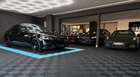 Car image 43