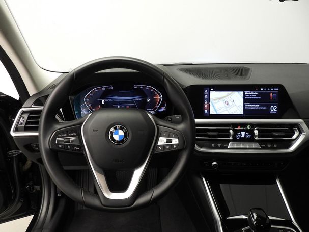 BMW 318i 115 kW image number 10