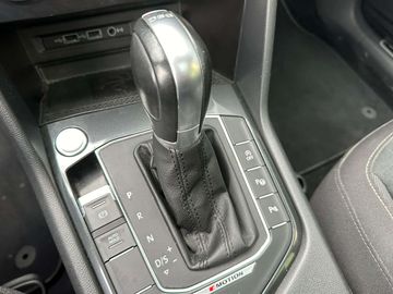 Car image 33