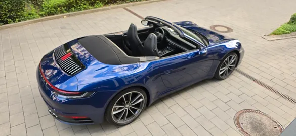 Car image 24