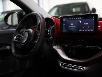 Car image 24