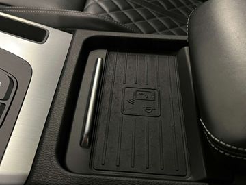 Car image 37