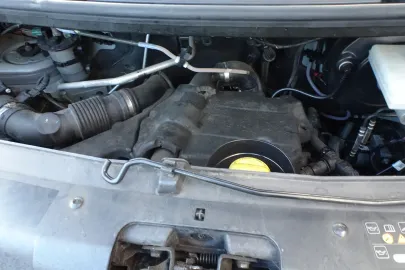 Car image 32
