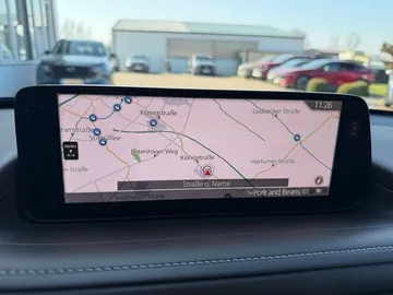 Car image 26