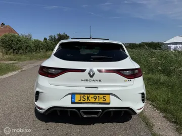 Car image 35