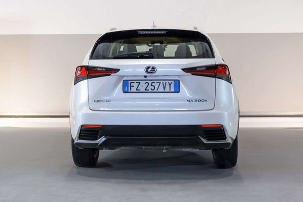 Lexus NX 300 h 145 kW image number 3