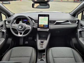 Car image 28