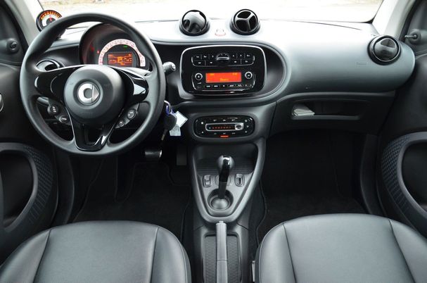 Smart ForTwo EQ 60 kW image number 14