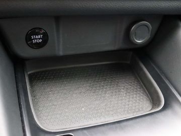 Car image 28