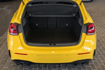 Car image 43
