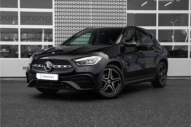 Mercedes-Benz GLA 180 100 kW image number 1