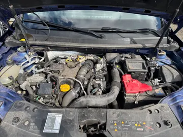 Car image 40