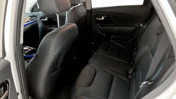 Kia Niro e 150 kW image number 9