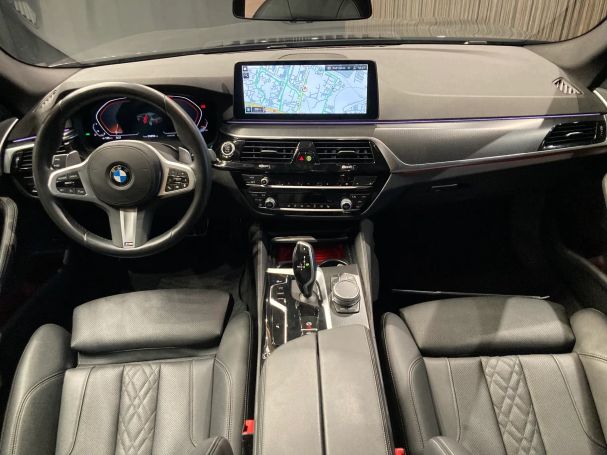 BMW 520i 135 kW image number 10