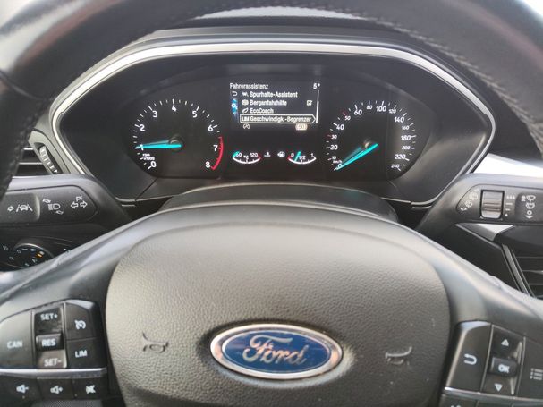 Ford Focus 1.0 74 kW image number 16