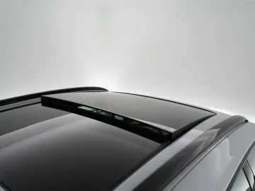 Car image 42