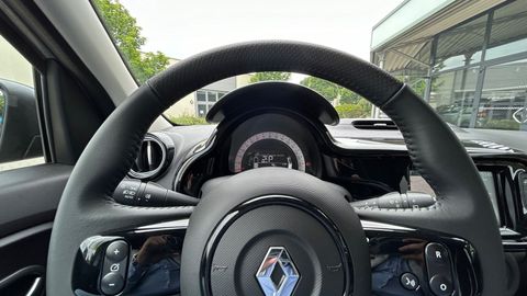 Car image 31