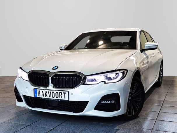 BMW 330e M Sport xDrive 215 kW image number 1