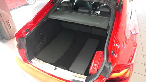 Car image 33