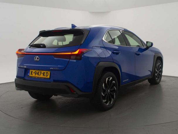 Lexus UX 300e 150 kW image number 2