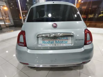 Car image 5
