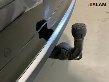Car image 37