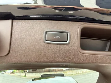 Car image 39