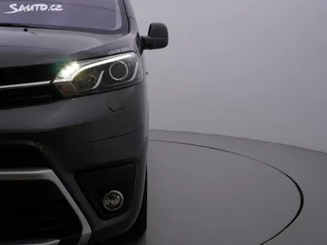 Car image 33