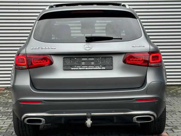 Mercedes-Benz GLC 300 de 225 kW image number 4