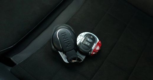 Car image 33