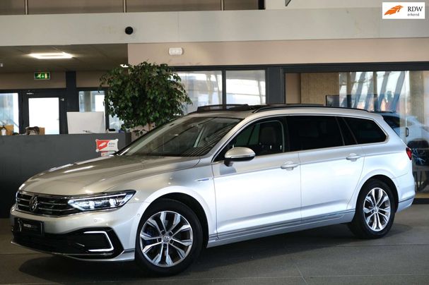 Volkswagen Passat GTE 1.4 TSI PHEV DSG 160 kW image number 1