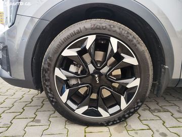 Car image 37