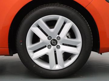 Car image 32