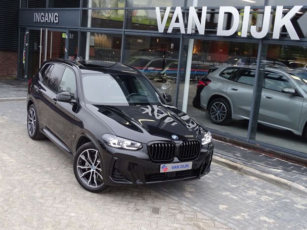 BMW X3 xDrive30e 215 kW image number 1