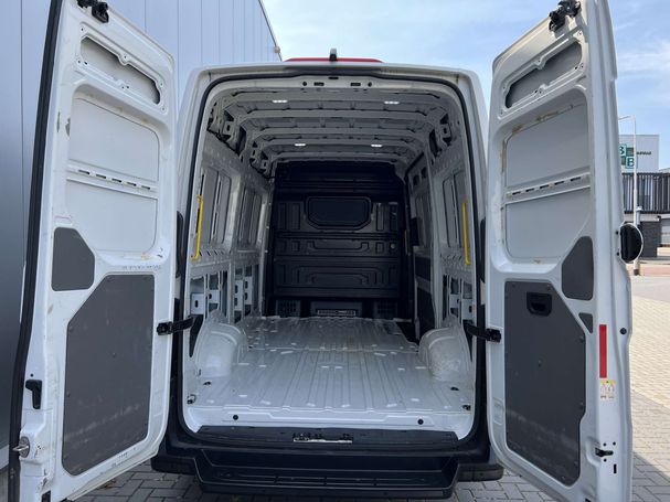 Volkswagen Crafter 100 kW image number 18