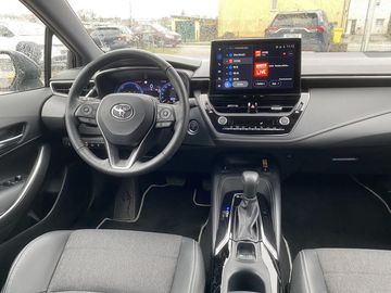 Car image 15