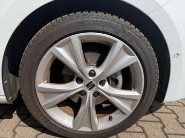 Car image 29