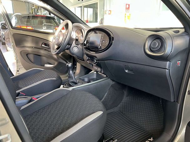 Toyota Aygo X 1.0 53 kW image number 16