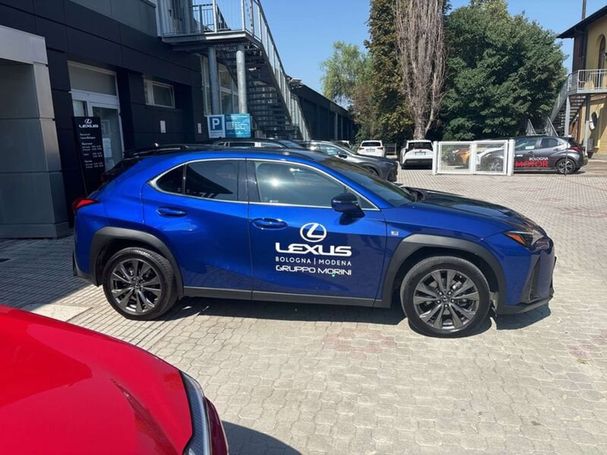 Lexus UX 250h 135 kW image number 6