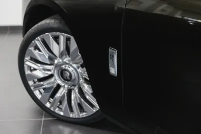 Car image 31