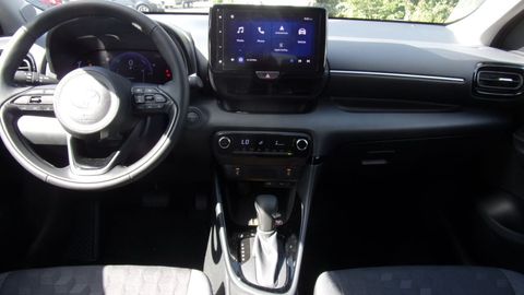 Car image 13