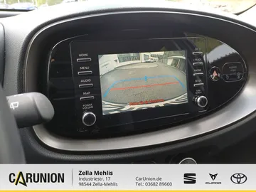 Car image 11