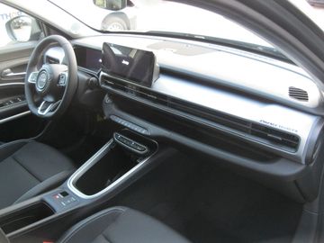 Car image 12