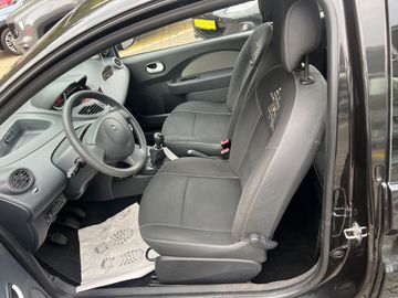 Car image 10