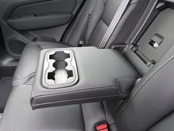Car image 47