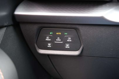 Car image 37