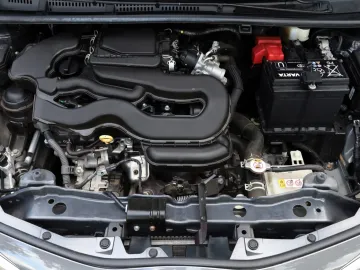 Car image 33