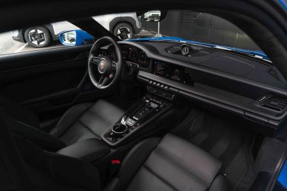 Car image 49