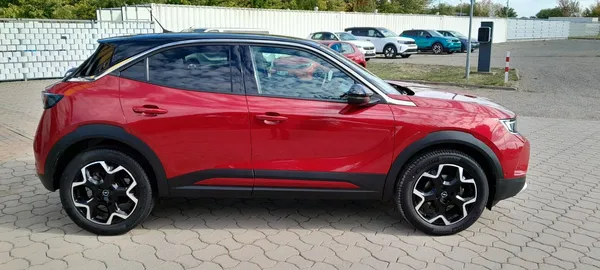 Car image 5