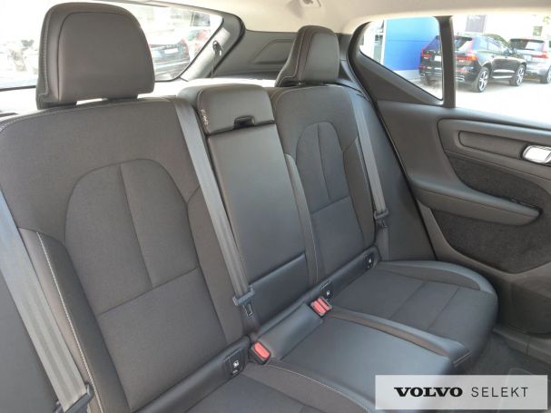 Volvo XC40 120 kW image number 34